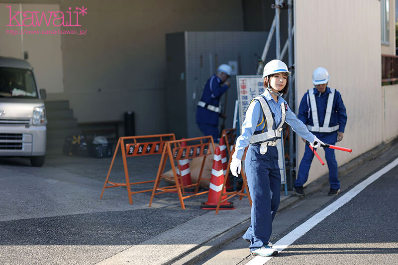 翔乃そら 史上最も幼くエッチなAカップ合法ロリ交通警備員 AVデビュー 翔乃そら【kawaii】