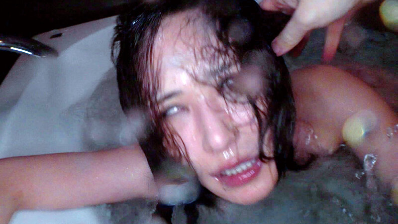 変態キ●ガイま●こ発情牝犬れのちゃん デカチンでブッ壊れたい潮爆噴ガンギマリ中出し肉便器【毒宴会】