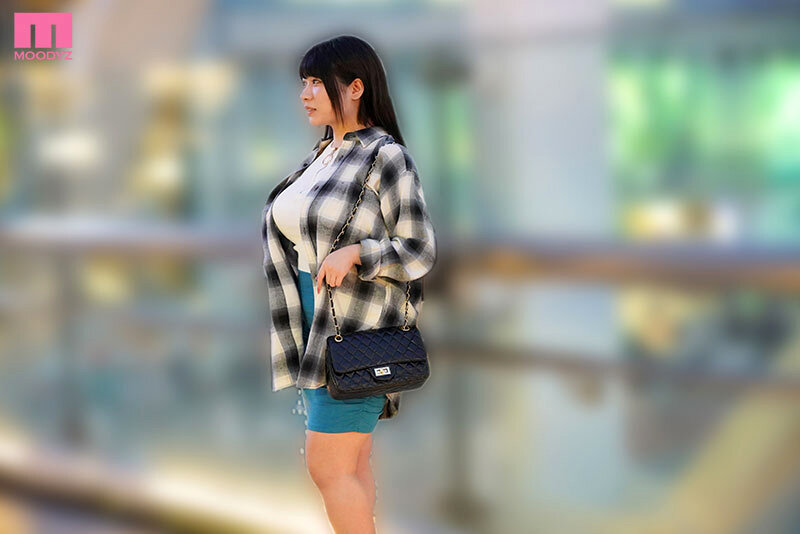 白雪美月 Lカップフードル白雪美月×中出し解禁 未体験絶頂セックス美乳超接写【ムーディーズ】