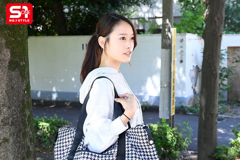 桜みお 強靭な射精依存の暴走チ●ポ達を手厚く受け入れ身体を張った全力健診サポートでトロけるような快感射精へ誘う現役看護師 桜みお【エスワン ナンバーワンスタイル】