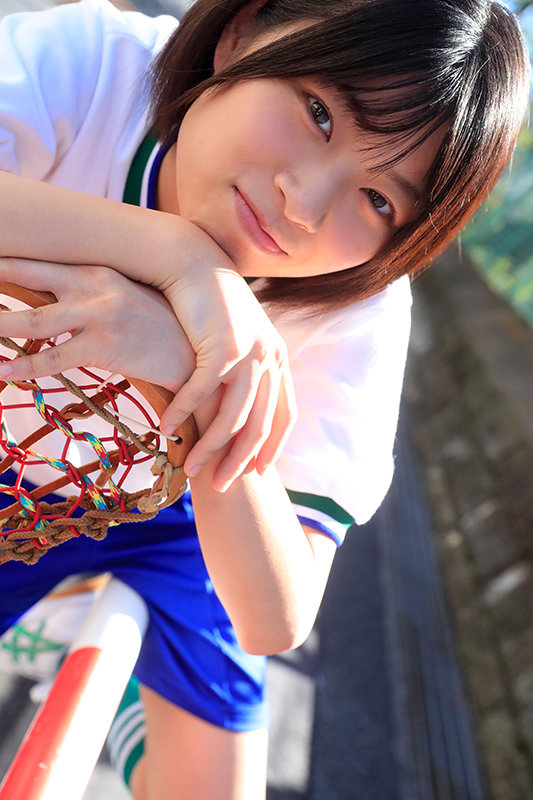 【発掘素人】その辺を歩いてそうなウブな部活女子校生がえぐいほどエロかった！【汁無双】【ひよこ】