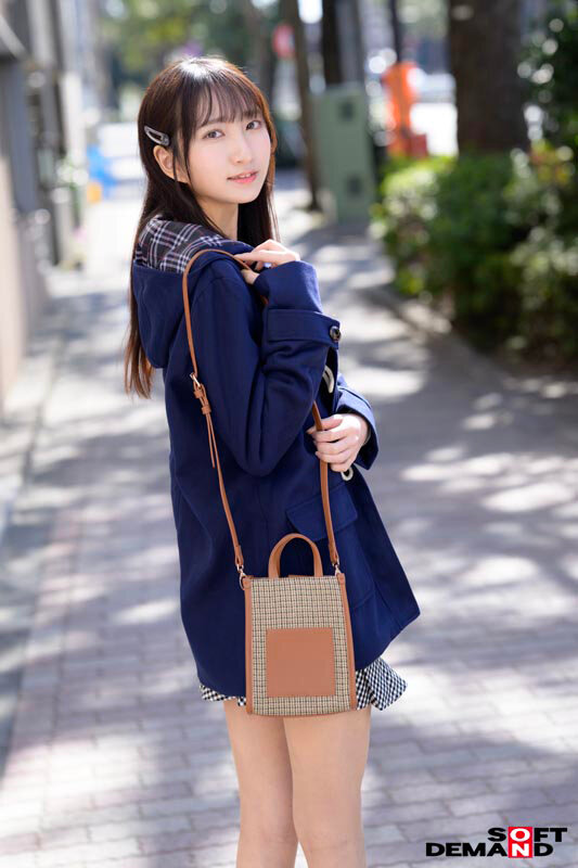 皆川らん 家庭的で世話好きなちっぱいスレンダー美少女が絶倫チ〇ポ達の家にご訪問致します。有り余った性欲を母性で受け止めて精子が空っぽになるまでひたすら笑顔でご奉仕ヌキしてくれる 18歳母性本能 皆川らん【SODクリエイト】