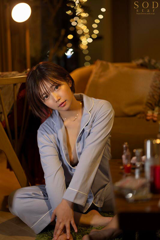 紗倉まな 独身アラサー彼女は、年下彼氏より貪欲で等身大で純粋にSEXが好きすぎてヤバい。 -出会って付き合って喧嘩して仲直りして別れた1年間- 紗倉まな【SODクリエイト】