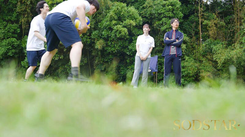 彩月七緒 【合宿輪●テロ】裏垢で部員たちを小馬鹿にしていた美人顧問を性処理係にして徹底的に理解らせたwww 彩月七緒【SODクリエイト】