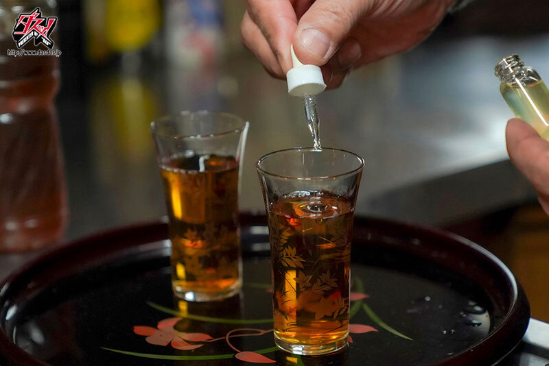 七瀬アリス 華奢スレンダー巨乳な彼女が俺の親父に寝取られ種付けプレスされていた。 七瀬アリス【ダスッ！】