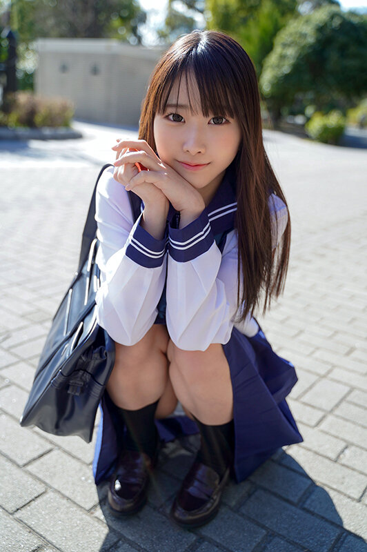 【アフスク☆セックス】明るい笑顔と関西弁がめっちゃかわいいご陽気ガール！！キツキツなパイパンマ○コに溢れる程大量精子注入！！【HMN WORKS】