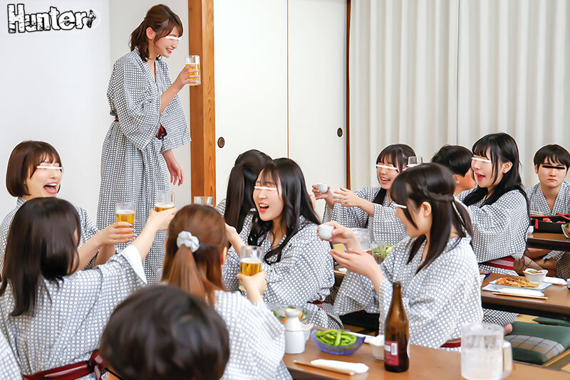 下着メーカーの社員旅行は超乱痴気騒ぎ！社員全員飲みすぎて、見ず知らずの旅行客も巻き込んでハメ外しまくってあっちこっちと色々な部屋で大乱交！【Hunter】