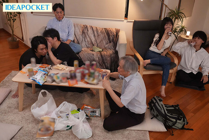 桜空もも これはレ×プじゃない…あくまで合意の下のSEX…だよなww 宅飲みで同級生達に廻された巨乳美女。 全員遠慮なしの中出し。「女1人で参加したのが間違いでした…」 桜空もも【アイデアポケット】