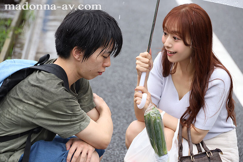 白石茉莉奈 家出少年を旦那に内緒で匿いながら‘私好み‘に躾けるオナペット計画 白石茉莉奈【マドンナ】