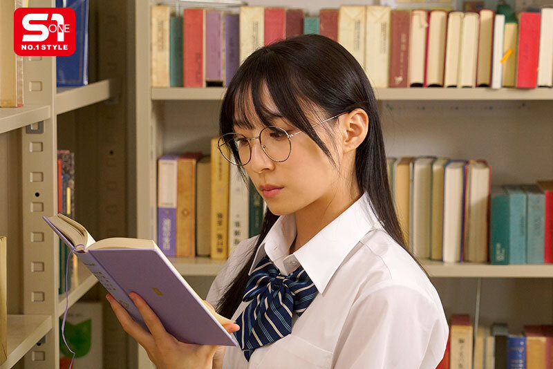 新木希空 無口で大人しい女生徒になら何しても許してくれるっしょ。教師の俺は陰キャ可愛い図書委員を犯●てイカせまくった。 新木希空【エスワン ナンバーワンスタイル】