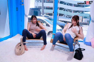 マジックミラー号 友達同士のオナニー見せ合い初体験！友達に見られながら指に電マにエスカレート！ さらに「生チ○ポを擦ってみませんか？」と提案するとヌルっとオマ○コに挿入し生ハメSEX！【SODクリエイト】