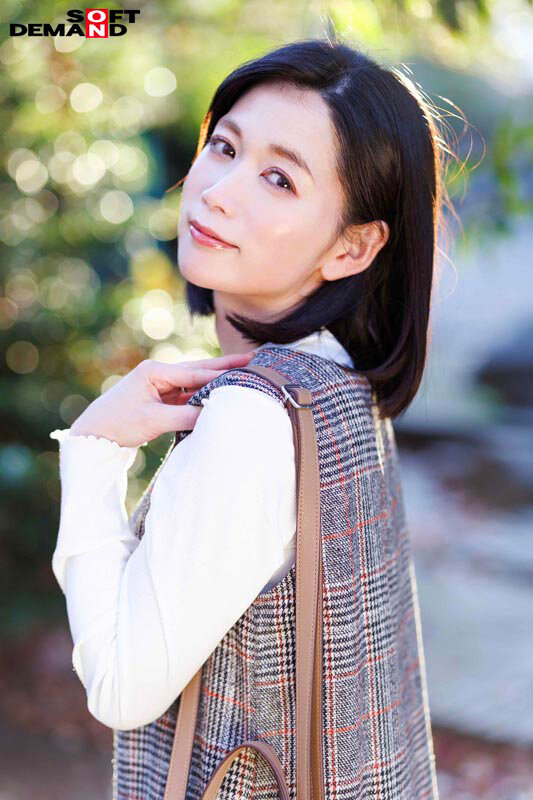 小泉玖美 本物人妻 小泉玖美41歳 最終章 隠していた私の願望 最後に全て叶えて 10人の男達と絡み合い全てのザーメンを膣内に受け入れる 人生最絶頂の生中出し不倫【SODクリエイト】