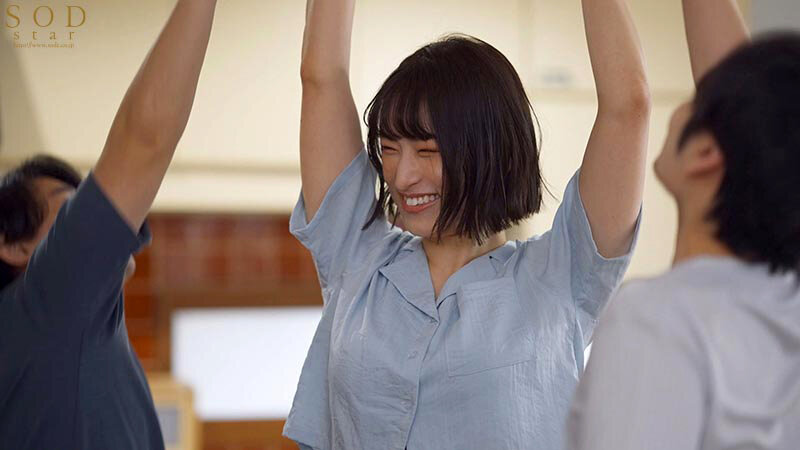 綾瀬天 僕ら兄弟のことをこども扱いする無防備な長身長女が2年ぶりに帰省した日、長年のムラムラが爆発して川の字挟みエッチで取り合った。 綾瀬天【SODクリエイト】