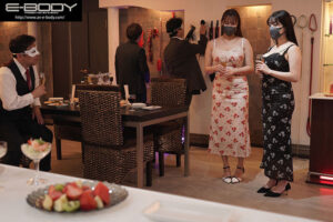 小椋ひかり・羽月乃蒼 私たちを支配してくれませんか？ 変態マゾ性交 顔出しNGのイジメられたい爆乳人妻は金持ちサドおじさんにイカされまくる 小椋ひかり 羽月乃蒼【E-BODY】