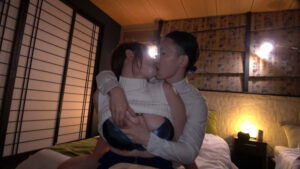 わか菜ほの 「もっと昔みたいに乱暴にシテ…」巨乳巨尻の淫乱元カノと再燃の調教セックス わか菜ほの【INITIUM】