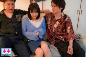 東條なつ 幸せの絶頂から大転落レ×プ 彼の家に招待されてルンルンだったのに…そこには見知らぬ男たちがいて、丸裸に剥がされて、何度も何度も無理やり中出し輪●されてしまいました… 東條なつ【本中】