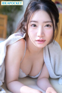 望月りんね 【VR】風になびく美しく長い髪 ビクンビクン恥ずかしいほど感じる乳首 ぷっくり大きな性感帯のクリトリス 可愛いと綺麗と敏感体質のド真ん中‘望月りんね’が僕にだけ見せるプライベートSEX 超いちゃいちゃ同棲生活【アイデアポケット】