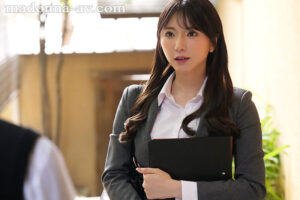 新妻ゆうか 麗しきランジェリー、唾液と精液で汚れた酬いの人妻保険外交員 新妻ゆうか【マドンナ】