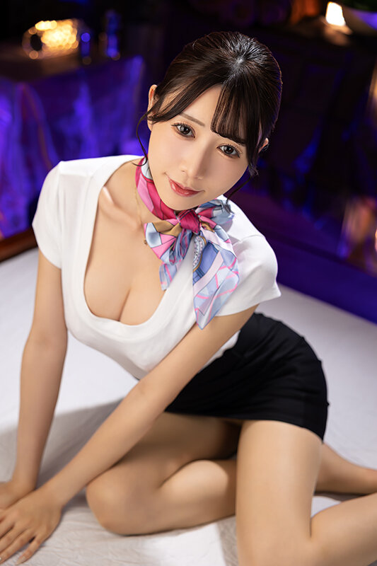 朝倉ゆら 【VR】押しに弱そうなエスティシャンに欲しがるまで勃起チンポを擦ったらナマで挿入できるのか？ やめてくださいと言いながらマン汁垂れ流し下品なスパイダー騎乗位を披露して大きな声が出そうになるのを密着声ガマン 朝倉ゆら【8K】【P-BOX VR】