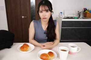 望月りんね 【VR】いつもは塩対応なのにスケベスイッチが入るとイチャラブモード全開で中出しSEXおねだりしてくるツンデレ彼女と同棲生活 望月りんね【8K】【P-BOX VR】