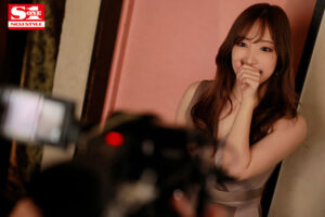 小宵こなん 1ヶ月禁欲した小宵こなんがアドレナリン全開で乱れて、潮吹いて、イキまくってもまだハメる10時間エンドレスFUCK【エスワン ナンバーワンスタイル】