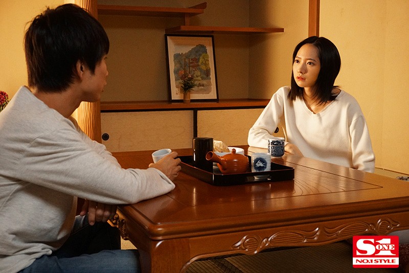 伊賀まこ 大嫌い同士だったいつもタメ口で生意気な彼女の妹と吐き気がするほど求めあった相部屋温泉旅行 伊賀まこ【エスワン ナンバーワンスタイル】