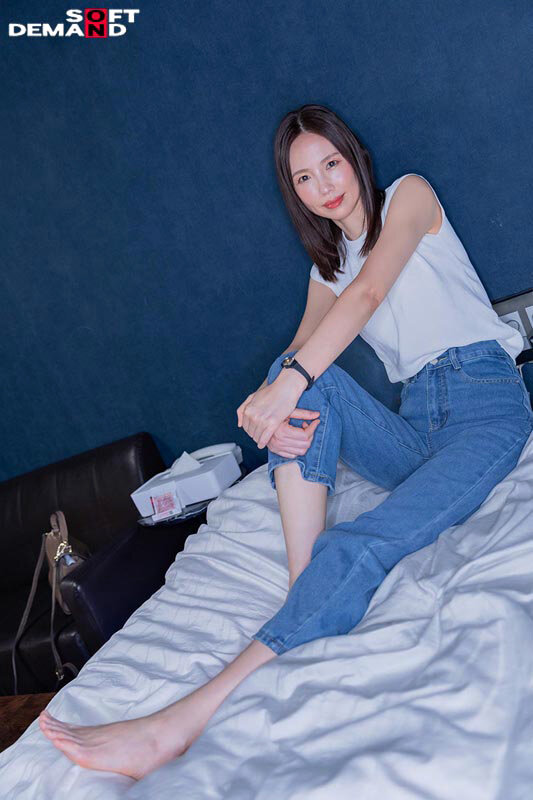 栗原早苗 49歳 初めて開花する「女の悦び」女性用風俗で優しく愛撫されてイク 年下男子と性感開発 栗原早苗【SODクリエイト】