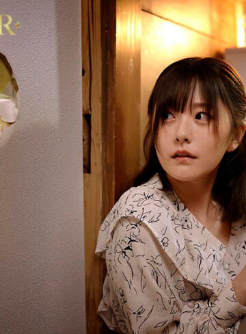 青空ひかり 僕の住むアパートの隣室の美人妻は欲求不満だった。夫婦喧嘩で空いた直径10cmの壁穴越しに立ちバックで膣奥を突きまくった密かな不倫関係5日間。 青空ひかり【SODクリエイト】