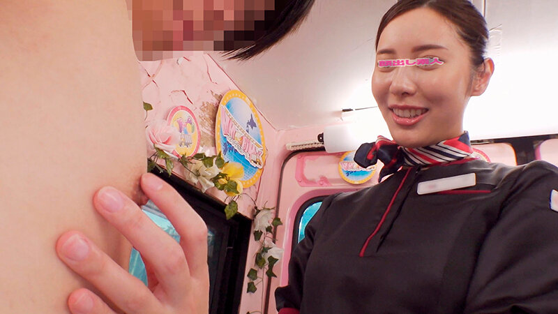一般男女モニタリングAV×マジックミラー便コラボ企画 黒パンストの美脚キャビンアテンダントが‘常に乳首責め！スパイダー騎乗位’で童貞筆おろしに挑戦！敏感な両乳首をいじられ/舐められ/吸い付かれながらの抜かずの連続中出しSEX！4組合計16発【ディープス】
