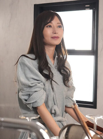 年商20億の夫が言った。『お前、AV出てみろよ。』私は、何も聞き返さず応募した。【旦那公認・AVデビュー】 夏花さん（28）【E-BODY】