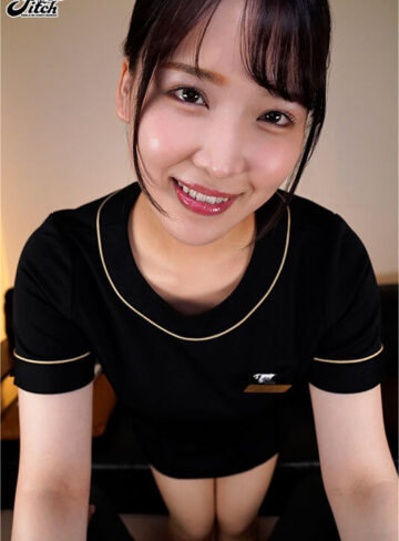 美波汐里 【VR】【Fitch肉感VR】8Kスペシャル！真面目なお店に在籍する博多生まれのむっちり可愛い天然ふんわり巨乳の出張エステティシャンがビンビンの勃起チ〇ポを見ているうちに興奮してしまい…自分から挿入をおねだりするオイルまみれの濃厚SEXで気持ち良くしてもら… 美波汐里【Fitch】