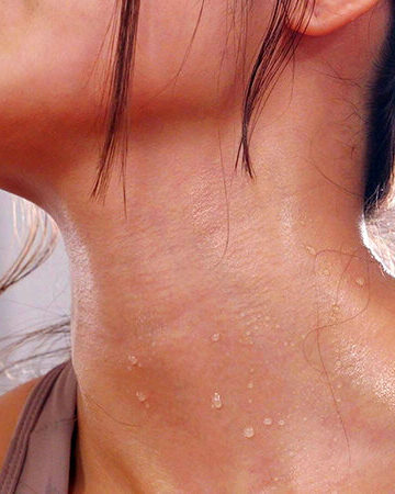 逢沢みゆ 部活後の蒸れた汗だくユニフォーム越しに密着…誰にでも優しい彼女はマネージャーの僕の前でだけ腰の止まらない、濃密体液セックス大好きな陸上部のエース 逢沢みゆ【million】