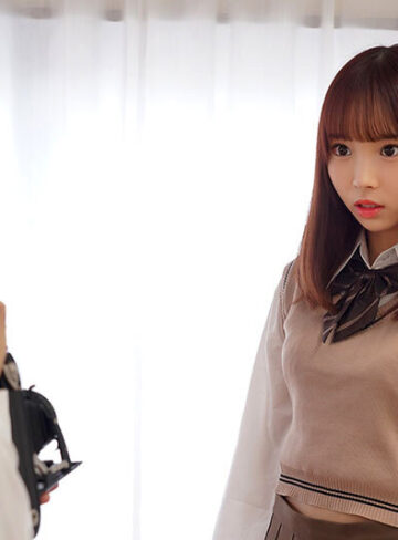 渡来ふう その身体は全部僕のいいなり。 絶対服従カメラ ～明るく可愛い陽キャの渡来さん～ 渡来ふう【無垢】