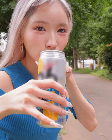春陽モカ 「イイって言うまで射精（だ）すなよ？」パンピーどM男をとっ捕まえてコリコリ乳首ジャック！手コキ寸止め焦らし痴女のナマパコ散歩 春陽モカ【ワンズファクトリー】