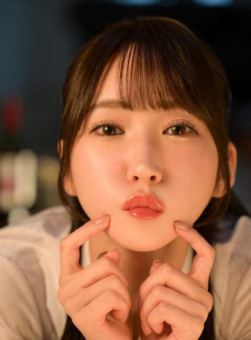 依本しおり 【VR】【8K】アヒル口ヘベレケ痴女の後輩ちゃん。「飲んだら大人っぽいベロKISS魔になって超接近キス＆唾液交換しちゃうんだよ。」 依本しおり【SODクリエイト】