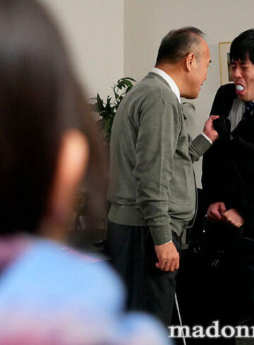 宇流木さらら 腰振り無双のエロ妻 性根が腐りきった夫の上司を私の圧倒的な腰使いで屈服させた調教物語―。 宇流木さらら【マドンナ】