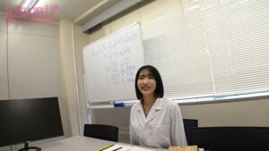 涼音るい IQ140 科学のお姉さん 23歳、現役某有名理系T大生 AV DEBUT 完璧主義な大学院生が何もかも忘れてバカみたいに本能SEXでイカされまくった日 涼音るい【kawaii】