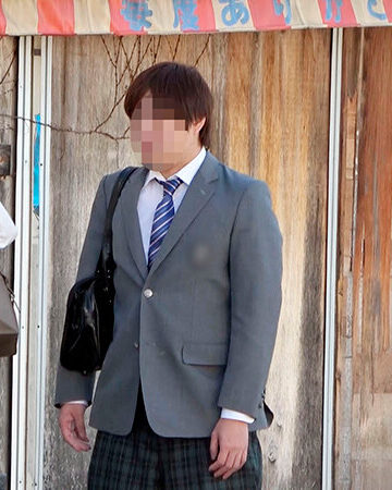 顔出しMM号 美人妻限定 ザ・マジックミラー 仲良しママ友対抗！童貞逆ナンパ射精バトル！！ 5 出会ったばかりの年下童貞を人妻が恥じらいながらも手コキ・オナホコキ・フェラ！筆おろし中出し！！【ディープス】