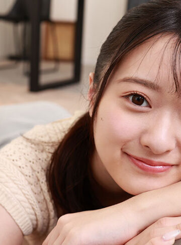 花守夏歩 【VR】愛らしさ全開美少女 花守夏歩 愛嬌抜群でスケベな彼女とガチ恋超接近密着 FIRST 8K VR【アイデアポケット】