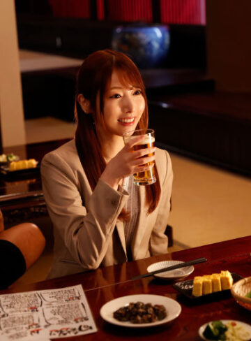 西宮ゆめ 可愛いくてエロい後輩OLをホテルへお持ち帰りしたら…度を越えた≪絶倫女≫で返り討ちにあった。 西宮ゆめ【アイデアポケット】