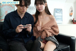 桜空もも ニートのボクを心配した幼なじみの「もも」が社会復帰を賭けTTM（勃ったら負け）ゲームを提案！ドスケベBODYを駆使した過激過ぎるエロ誘惑に秒殺フル勃起のフルボッコ射精させられたボク。 桜空もも【アイデアポケット】