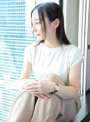 足立友梨 都会の喧騒に紛れてもひときわ目立つ長崎生まれの清楚な奥さん 足立友梨 32歳 AV DEBUT【SODクリエイト】