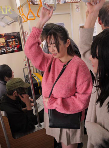 恋渕ももな 電車内で一際目立つ爆乳Oカップのお姉さんを痴〇したら、抵抗せず超敏感体質でサイレントイキ！ 恋渕ももな【SODクリエイト】
