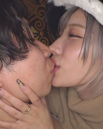 春陽モカ 同窓会で再会した幼馴染がキレカワ最強ギャルになっていて―ほろ酔いラブホに連れ込まれてベロキス中出しお泊りしちゃった僕 春陽モカ【痴女ヘブン】