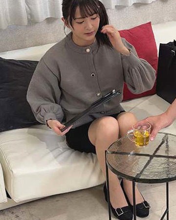 幸村泉希 悪徳整体師の餌食となった華奢エロボディの美人妻 幸村泉希【Fitch】