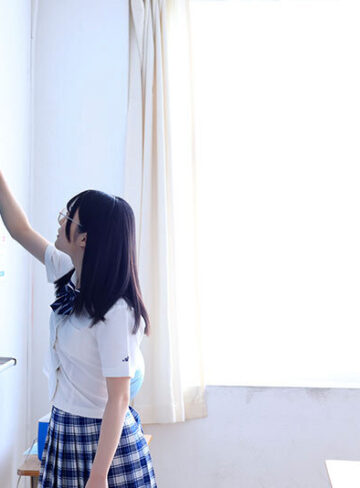 輝星きら いつもボッチの地味っ子文学少女は都合のイイぼくら専用のザーメンシャワーオナペット 輝星きら【ムーディーズ】